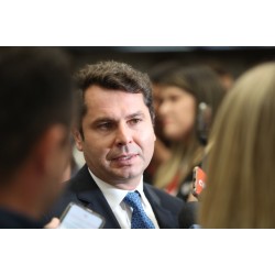 Segue para sanção projeto de lei da Alep que prevê meia-entrada para quem trabalhar em eleição